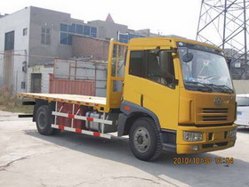 解放牌CA5163TPBP7K2L2E型平板运输车