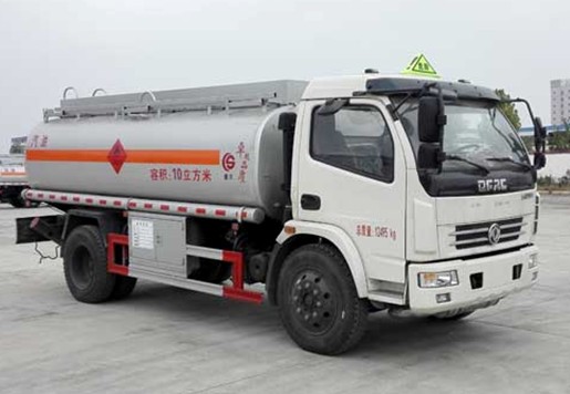 东风多利卡加油车图片 东风多利卡加油车图片