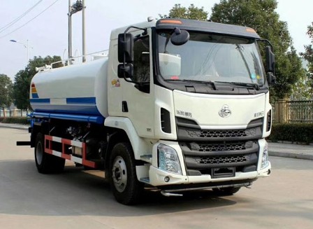 东风柳汽M3 15吨洒水车图片 东风柳汽M3 15吨洒水车图片