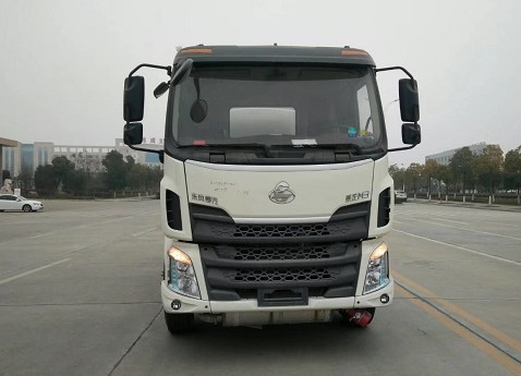 东风柳汽乘龙运油车，柴油介质，不超尺寸，不超重！
