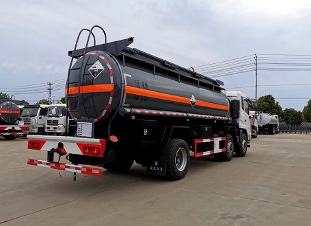 SCS5254GFWDFH型腐蚀性物品罐式运输车多方位图片 SCS5254GFWDFH型腐蚀性物品罐式运输车多方位图片