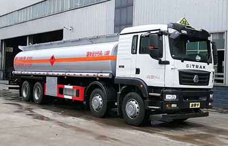 国六重汽汕德卡前四后八油罐车 国六重汽汕德卡前四后八油罐车