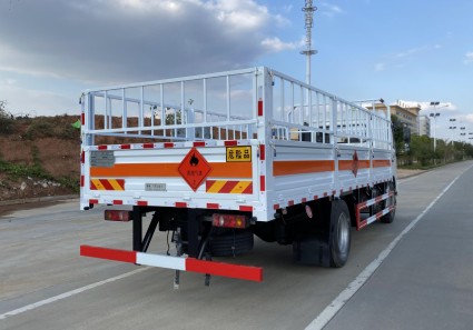 国六东风天锦6.2米/6.6米气瓶运输车