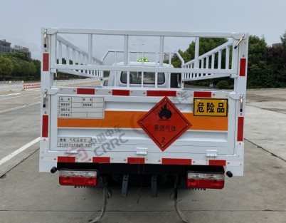 国六东风途逸汽油版2.7/3.1/3.4米气瓶运输车