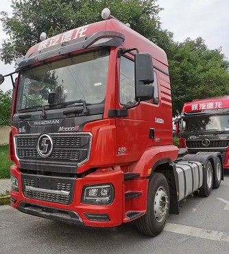 库存陕汽德龙新款M3000S牵引车 库存陕汽德龙新款M3000S牵引车