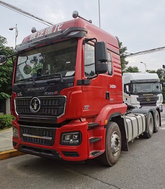 库存陕汽德龙新款M3000S牵引车 库存陕汽德龙新款M3000S牵引车