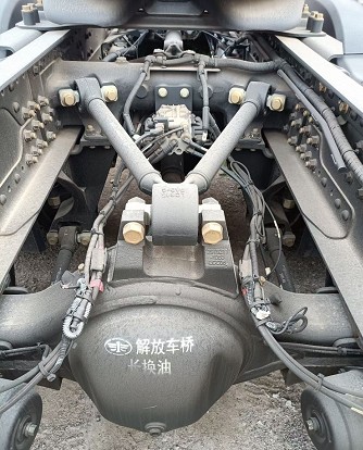 库存解放J6P双驱牵引车 库存解放J6P双驱牵引车