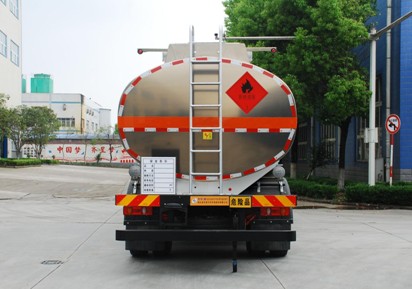 国六东风天锦25方油罐车 国六东风天锦25方油罐车
