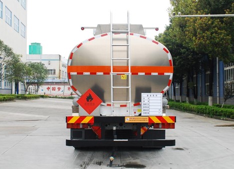 国六东风天龙30方运油车 国六东风天龙30方运油车