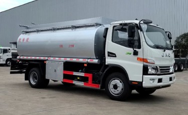 国六12.5方江淮骏铃V7供液车