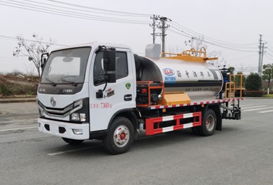 4.2立方智能型沥青洒布车 4.2立方智能型沥青洒布车