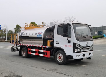 4.2立方标准型沥青洒布车 4.2立方标准型沥青洒布车