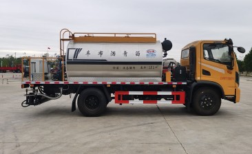 6.5吨东风华神T3普通型沥青洒布车 6.5吨东风华神T3普通型沥青洒布车