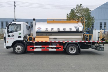 7立方智能型沥青洒布车 7立方智能型沥青洒布车