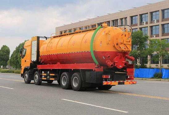 东风柳汽乘龙前四后八清洗吸污车 东风柳汽乘龙前四后八清洗吸污车
