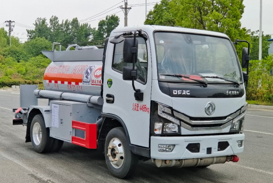 蓝牌油罐车|加油车图片 蓝牌油罐车|加油车图片