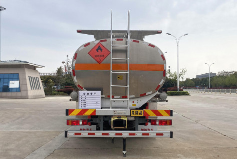 �����ǵ¿�ǰ�ĺ�����Ͻ��͹޳�