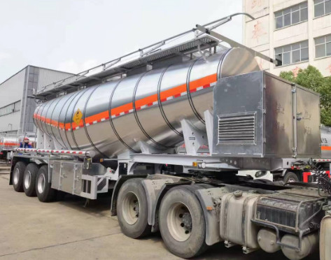 硝酸铵乳液运输半挂车