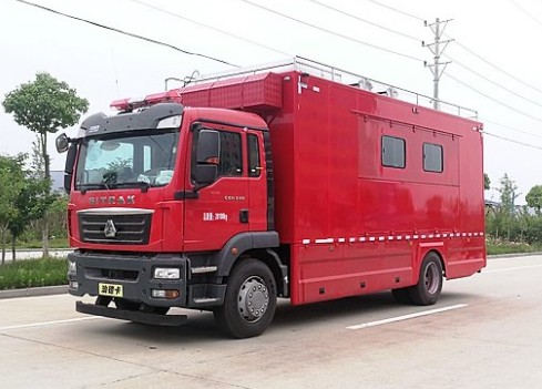 重汽汕德卡野外自行式炊事车 重汽汕德卡野外自行式炊事车