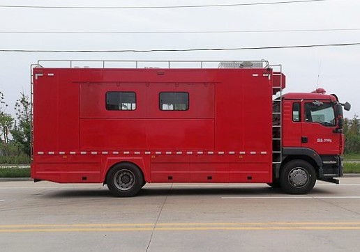 重汽汕德卡野外自行式炊事车 重汽汕德卡野外自行式炊事车