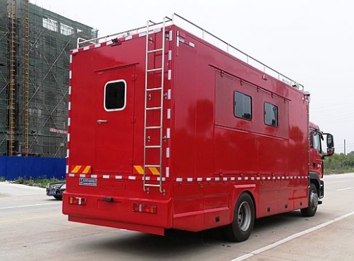 重汽汕德卡野外自行式炊事车 重汽汕德卡野外自行式炊事车