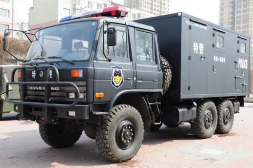 东风6×6双排特警应急炊事车 东风6×6双排特警应急炊事车