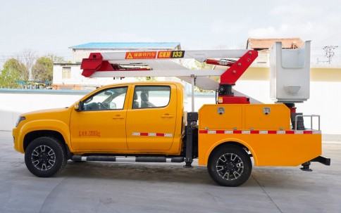 国六黄海皮卡高空作业车_13.5米皮卡高空作业车