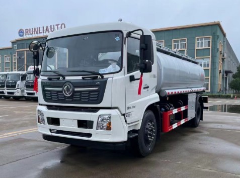东风天锦单桥食用油运输车_润知星牌SCS5180GSYDFH6型食用油运输车 东风天锦单桥食用油运输车_润知星牌SCS5180GSYDFH6型食用油运输车