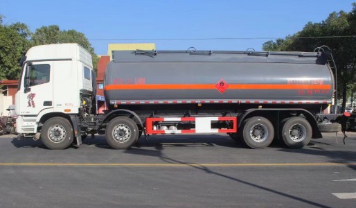 福田前四后八25方易燃液体罐式运输车_润知星牌SCS5321GRYBJ6型易燃液体罐式运输车 福田前四后八25方易燃液体罐式运输车_润知星牌SCS5321GRYBJ6型易燃液体罐式运输车
