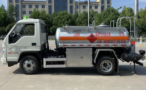 福田小卡之星1.5吨蓝牌易燃液体罐式运输车_楚飞牌CLQ5040GRY6BJ型易燃液体罐式运输车 福田小卡之星1.5吨蓝牌易燃液体罐式运输车_楚飞牌CLQ5040GRY6BJ型易燃液体罐式运输车