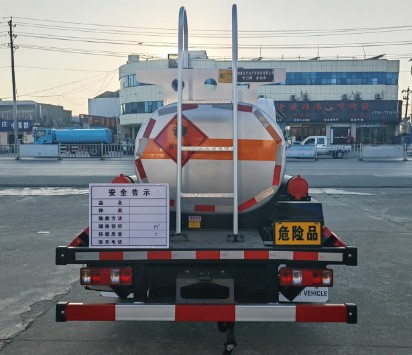 解放蓝牌2.3方加油车_专力牌ZLC5040GJYCAQ6型加油车 解放蓝牌2.3方加油车_专力牌ZLC5040GJYCAQ6型加油车