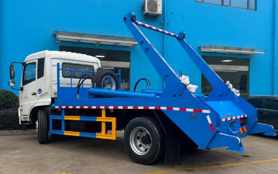 东风天锦摆臂式垃圾车 东风天锦摆臂式垃圾车